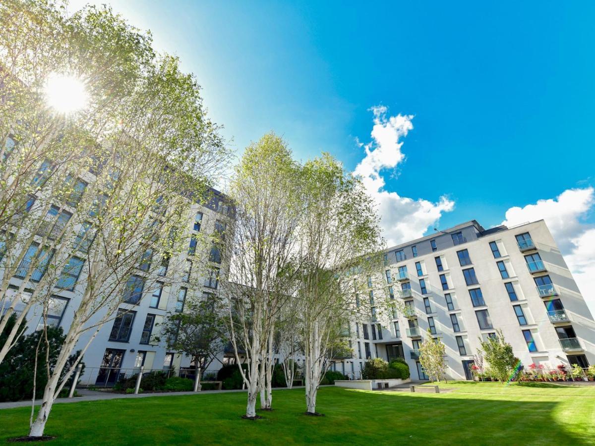 Pass The Keys Super Central Spacious 2 Bed Apartment With Parking 카디프 외부 사진